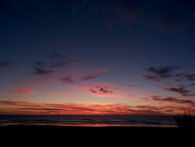 Atardecer en la playa de El Plamar