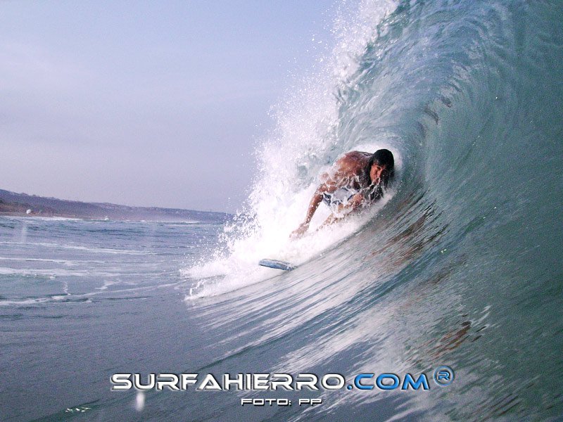 Victor - Surfahierro