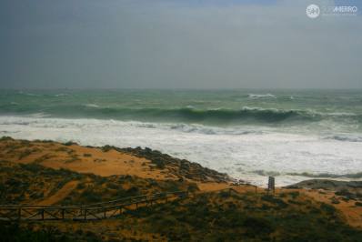 Imagen: Temporal Emma | Surf AHIERRO!