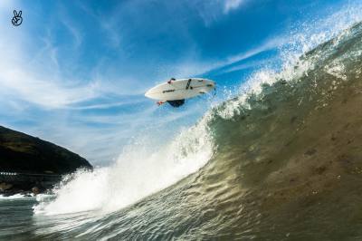 Imagen: jonferwavephoto | Surf AHIERRO!