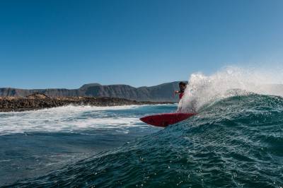 Imagen: Bom Photography | Surf AHIERRO!