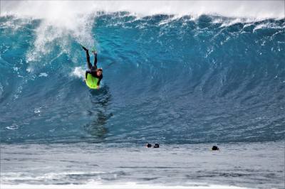 Imagen: Antón Carús | Surf AHIERRO!