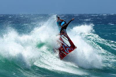 Imagen: Antón Carús | Surf AHIERRO!