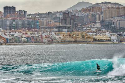 Imagen: Max PhotoShaka | Surf AHIERRO!