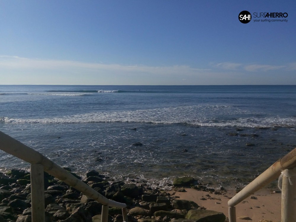 Mini olas en Cádiz