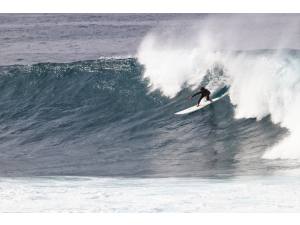 Imagen: Olas grandes en Lanzarote | Surf AHIERRO!