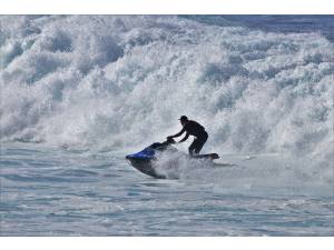 Imagen: Olas grandes en Lanzarote | Surf AHIERRO!