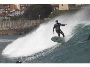 Imagen: Mundaka en Semana Santa | Surf AHIERRO!