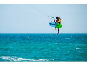 Imagen: Kitesurf  | Surf AHIERRO!