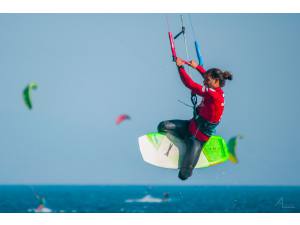 Imagen: Kitesurf  | Surf AHIERRO!