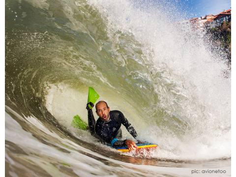   Alvaro Martínez de Viento Terral en el equipo surfahierro - Surf AHIERRO!